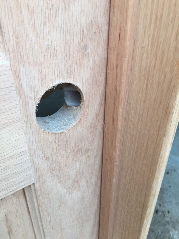 lot 3 image: New Solid Oak Core 6 panel door