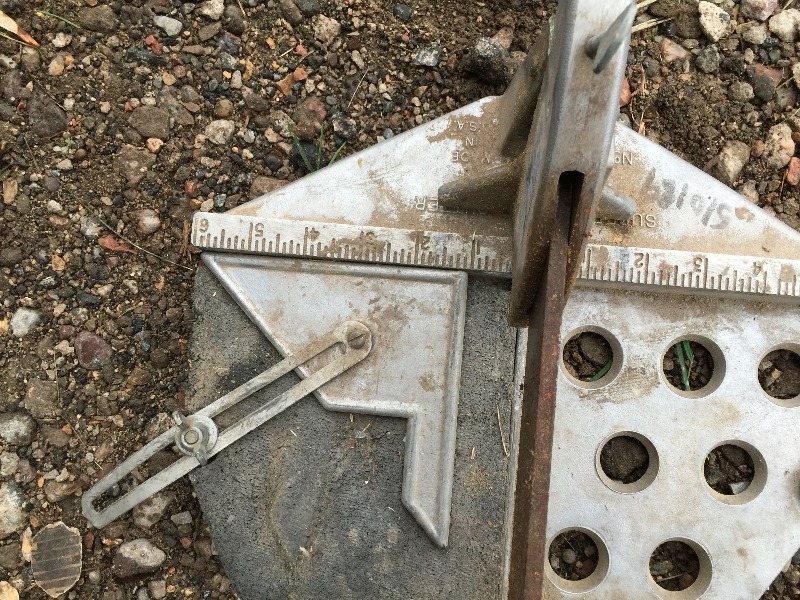 lot 29 image: Superior Tile cutter