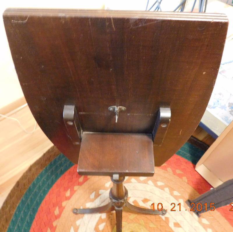 Vintage flip top side table