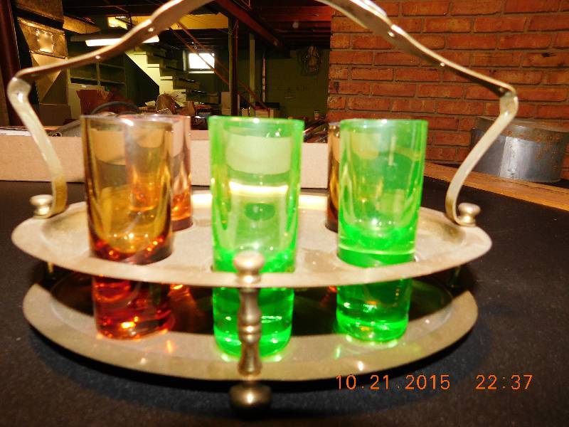Vintage shot glass set