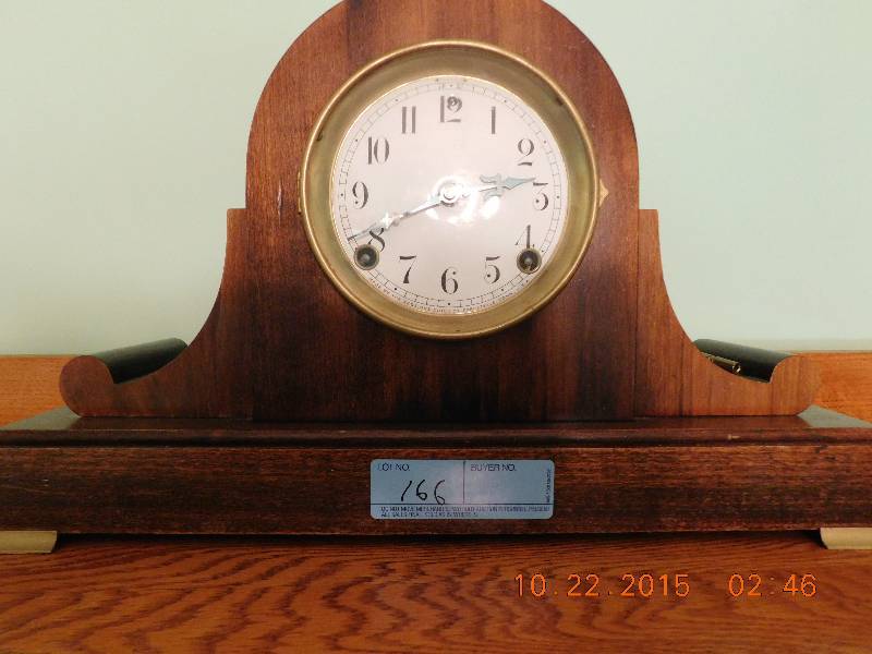 Antique mantle clock