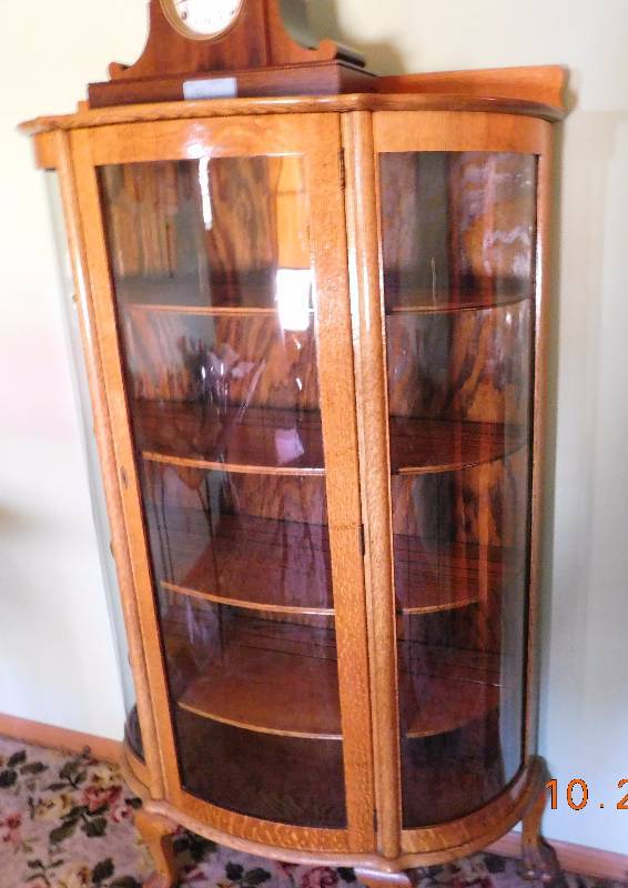 Vintage Curio Cabinet
