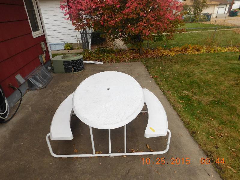outdoor table
