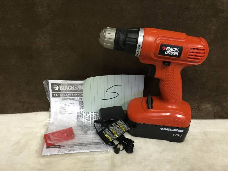 Black and Decker Drill 18V battery and charger included