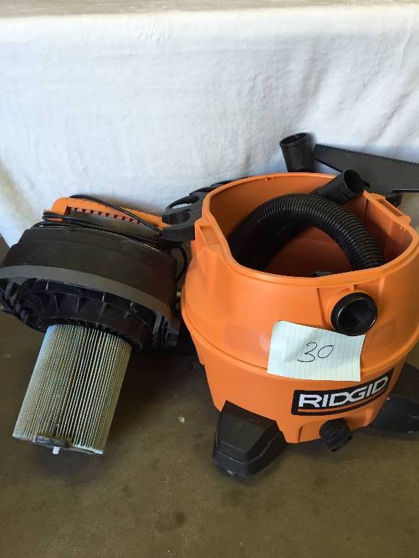 Ridgid 16 Gallon WetDry Vacuum