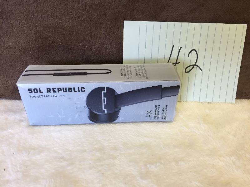 SOL Republic Ear Buds