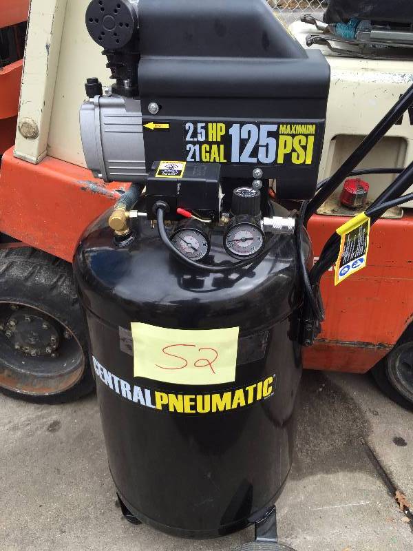 Central Pneumatic 21 Gal Compressor