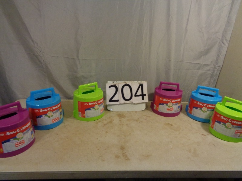 lot 204 image: 6 New Snow Toys