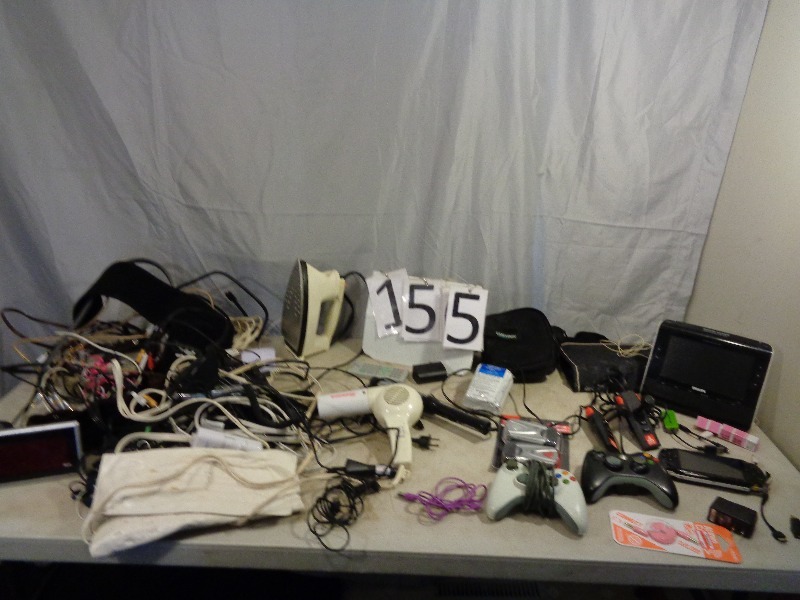 lot 155 image: Assorted Electronics