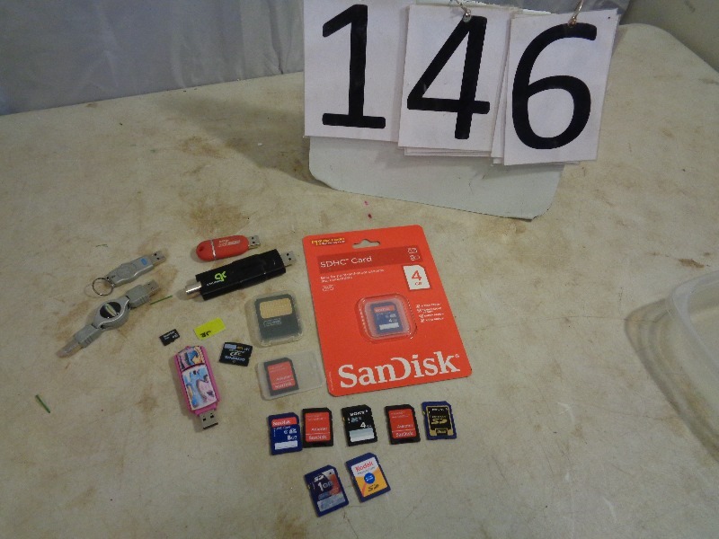 lot 146 image: Memory Cards and More