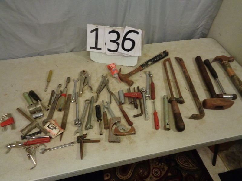 lot 136 image: Hand Tools