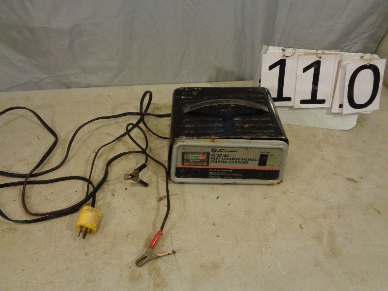 lot 110 image: Battery Charger