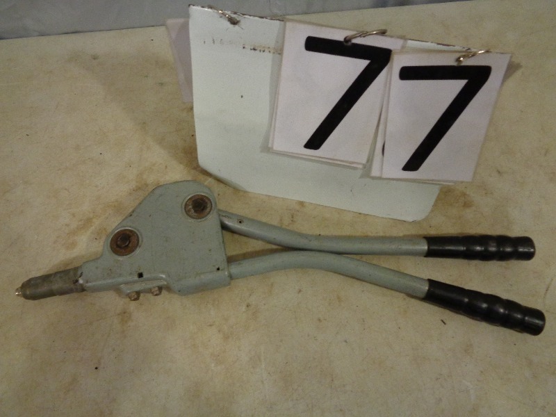 lot 77 image: Large Rivet Tool