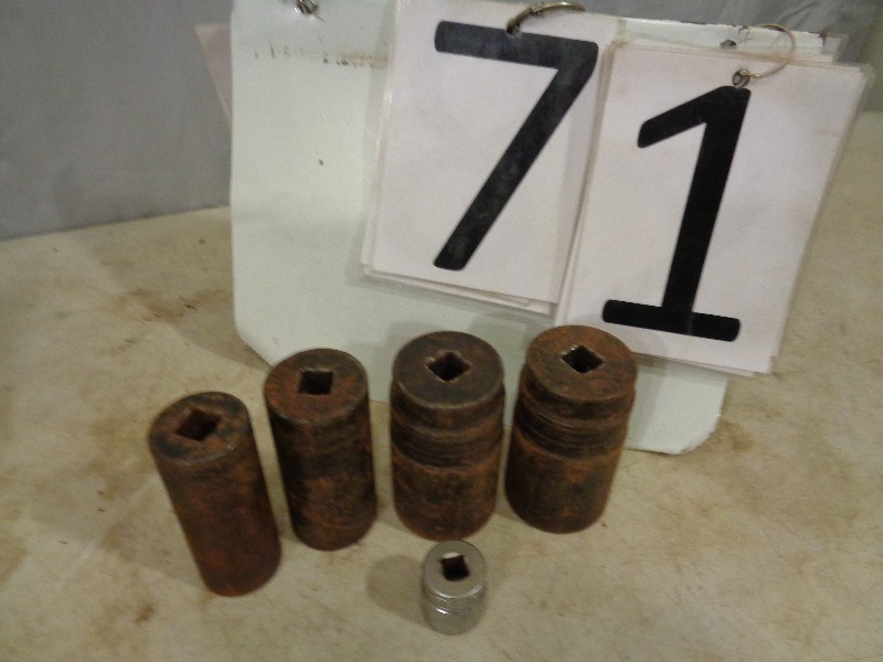 lot 71 image: Snap On Impact Sockets