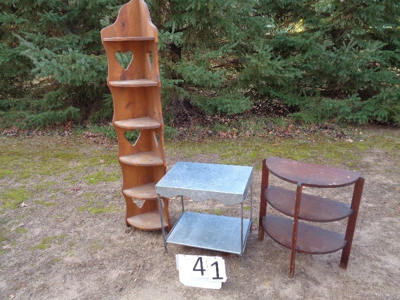 lot 41 image: Furniture Lot