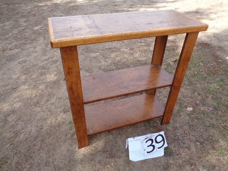 lot 39 image: Bookcase  Shelf