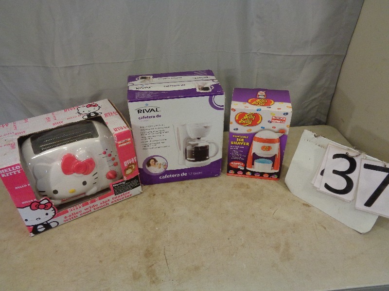 lot 37 image: Toaster, Coffee Maker, Ice Shaver