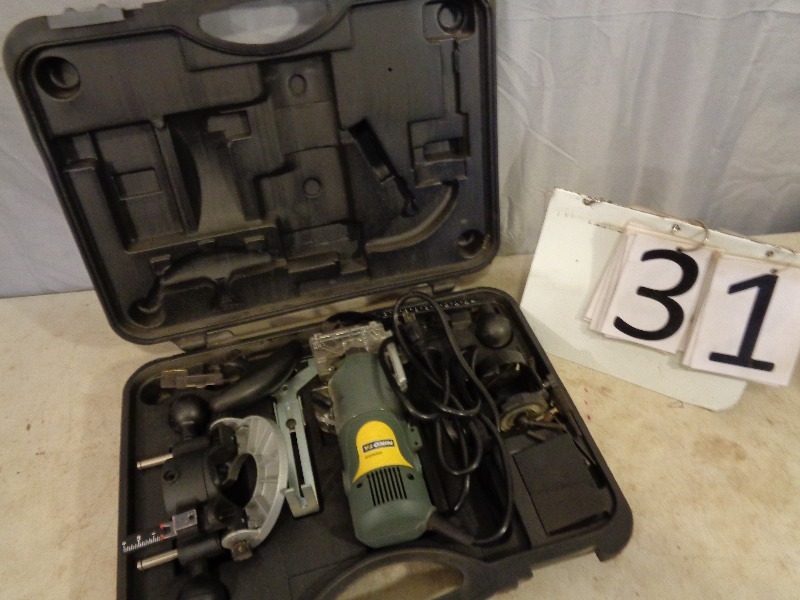 lot 31 image: Nikota Multi Purpose Cutting Tool