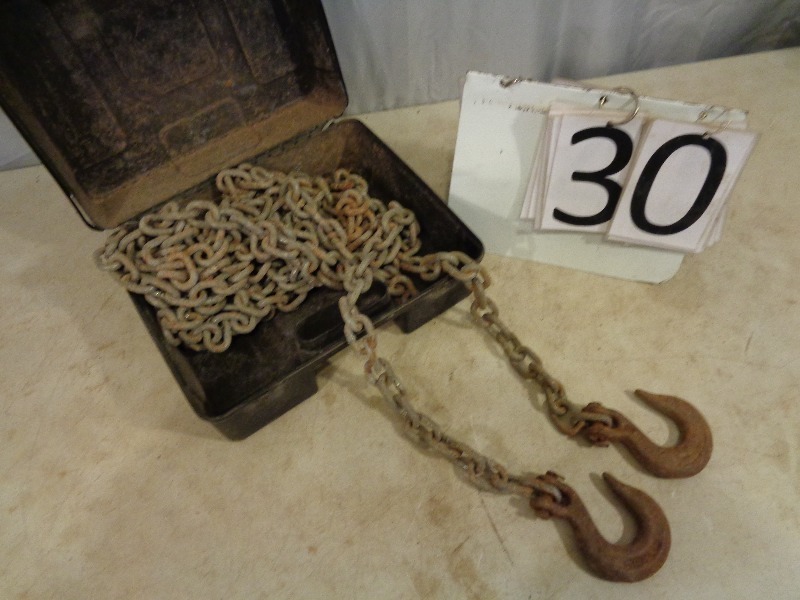 lot 30 image: 30 Chain