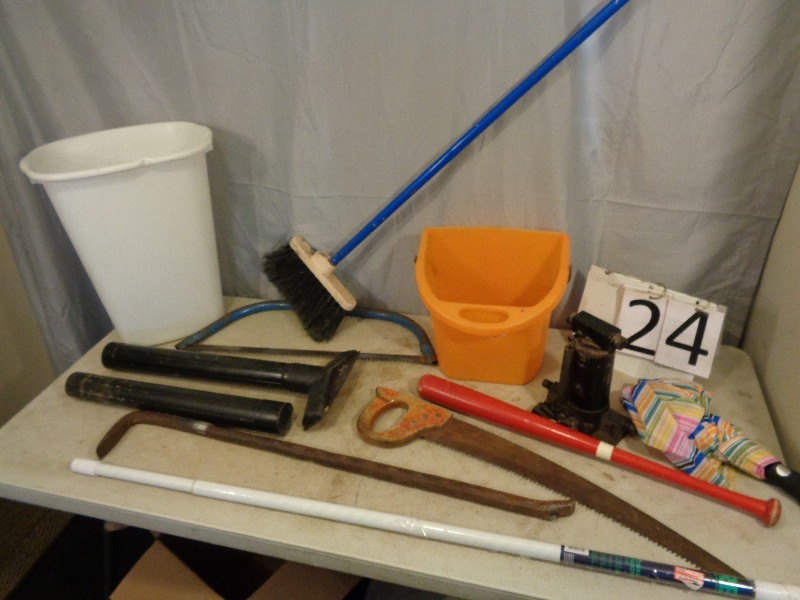 lot 24 image: Assorted Tools and Shop