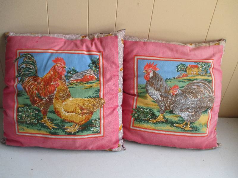 Pair of pillows with chickens and o...