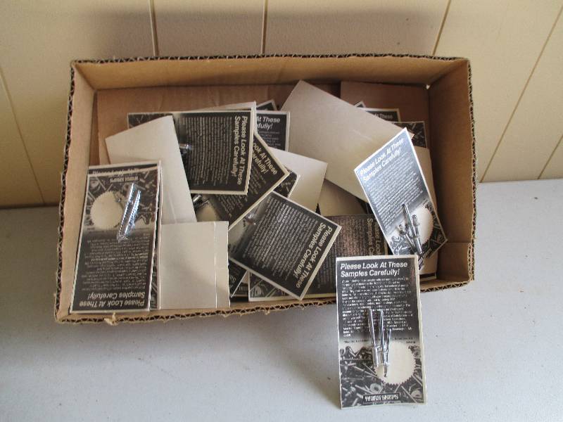 100 pop rivets...