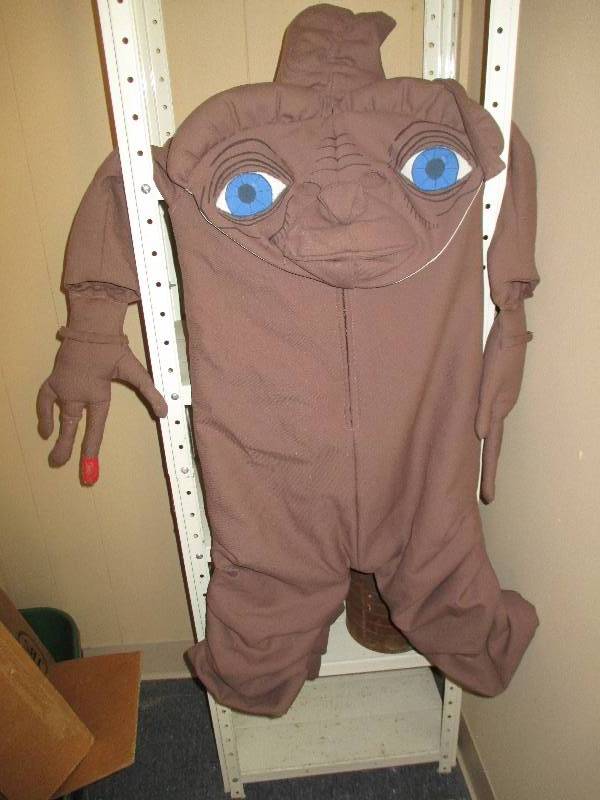 E.T. Halloween costume, full body s...