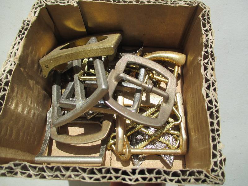20 buckles, great for crafts, etc....