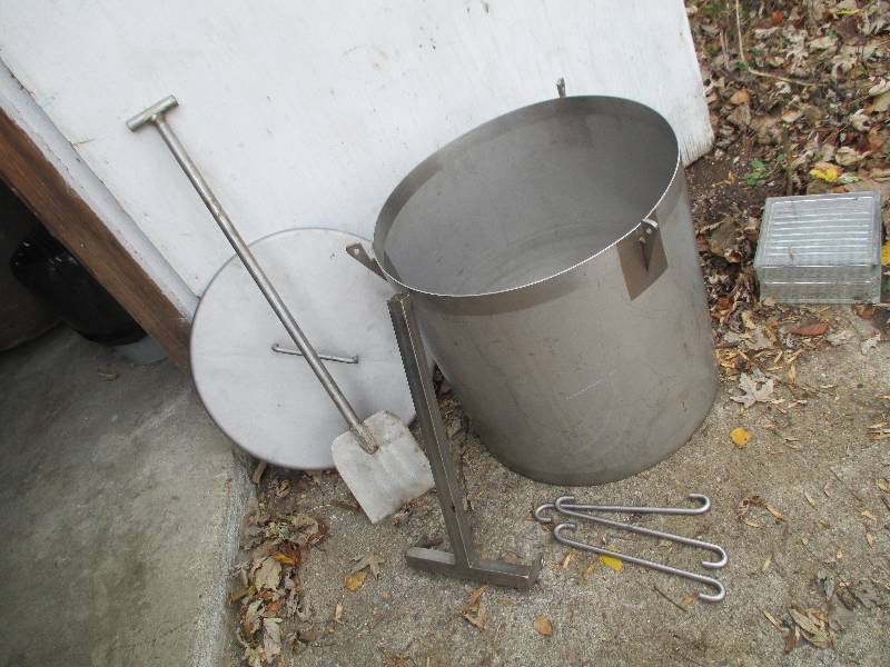 lot 85 image: Heavy stainless steel canister with...