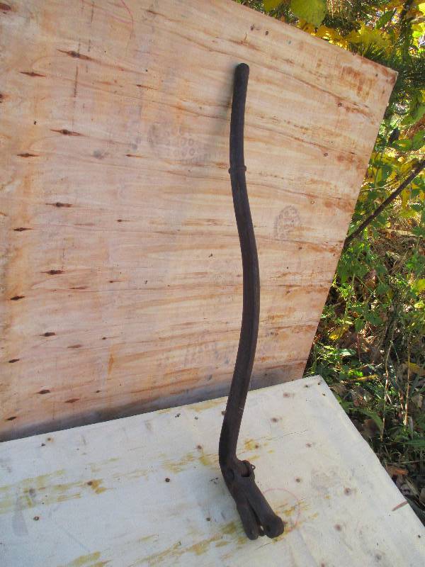 lot 14 image: antique metal pump handle ...