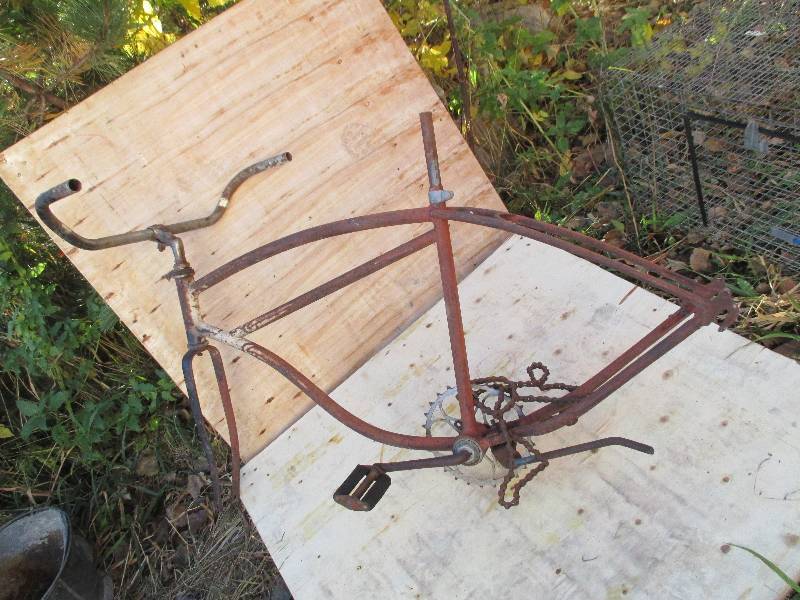 lot 31 image: antique all metal bicycle frame ...
