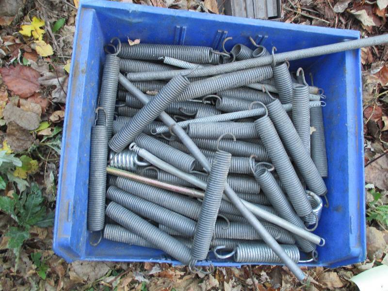 lot 72 image: plastic bin fulll of springs ...