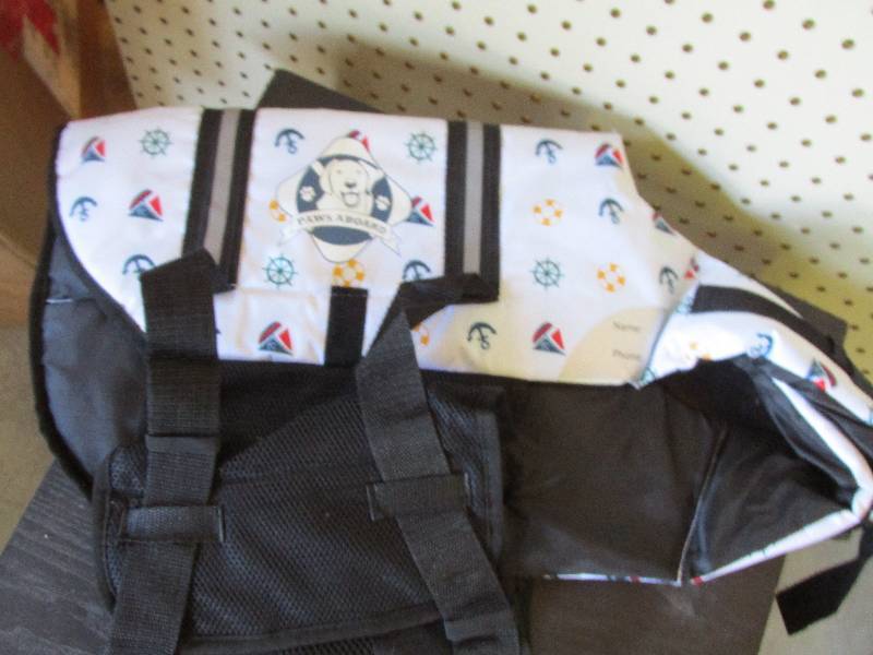 Size XL Doggy life jacket with desi...