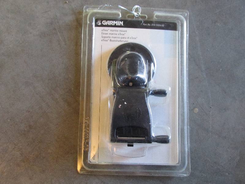 Garmin eTrex marine mount...