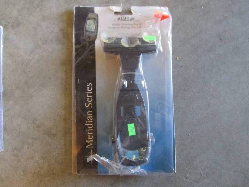 Magellan Meridian series vehicle mo...