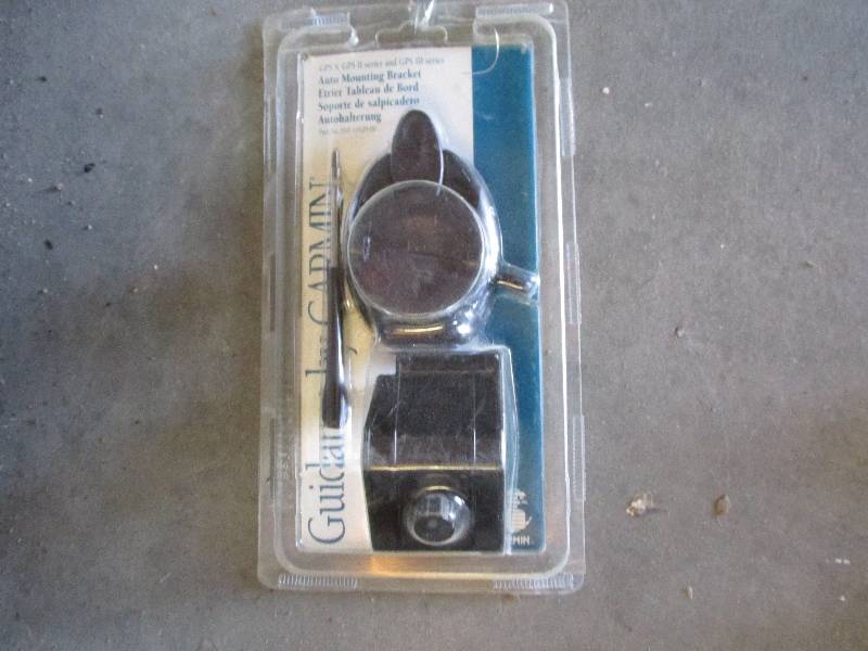Guidance by Garmin auto mounting br...