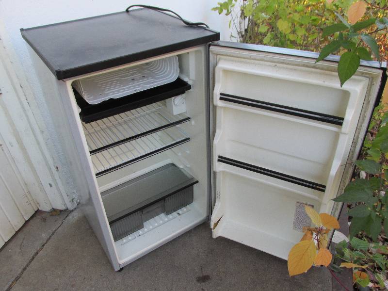 Black Mini-refrigerator, 18.5 wide...