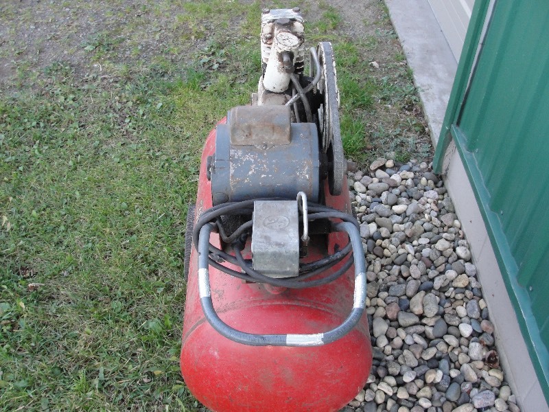 Comet Portable Air Compressor