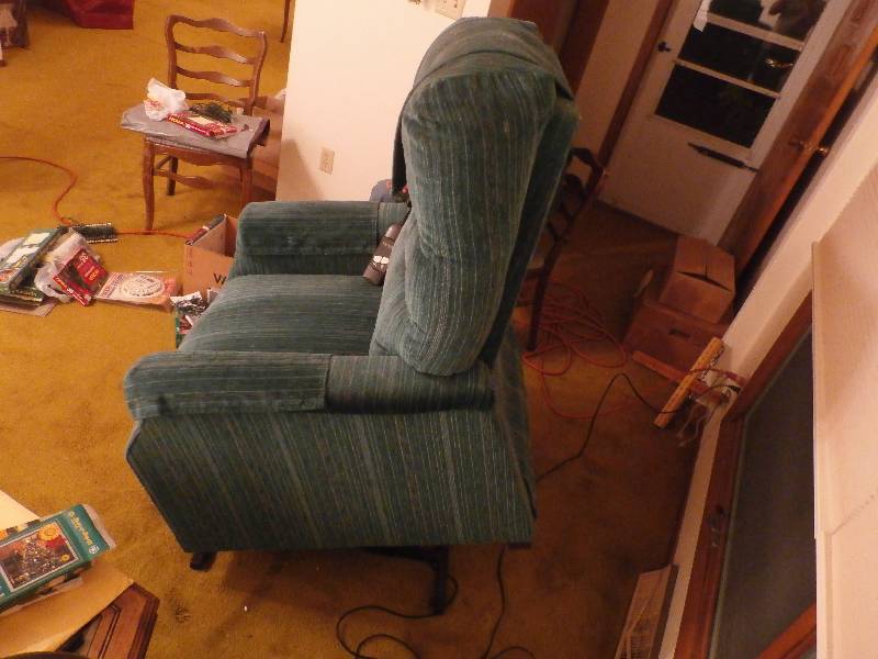 Lift recliner chair
