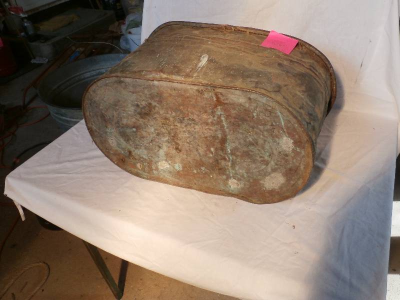 Vintage copper boiler without handles