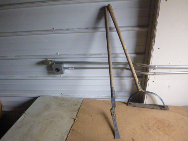 2 Weed Cutters