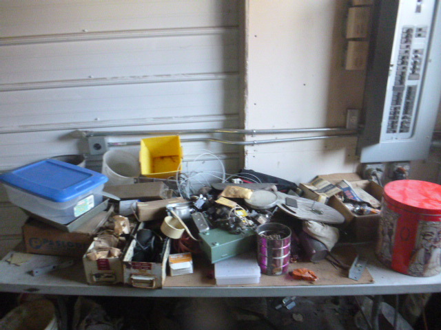 Large Lot of Miscellaneous Garage Items