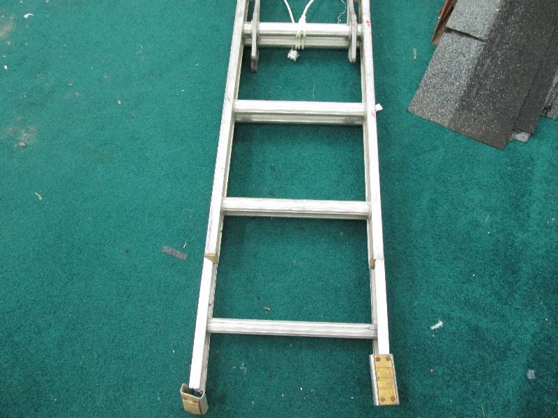 Extension Ladder that when fully ex...