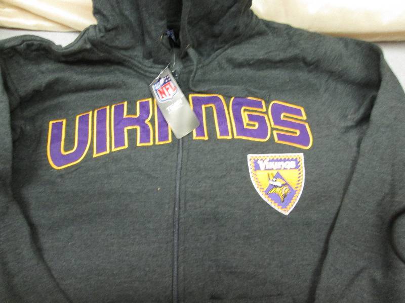 Vikings Zipper hooded sweater never...