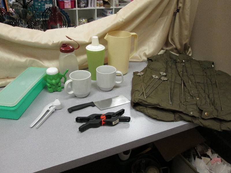 mugs, rubbermaid liquid container, ...