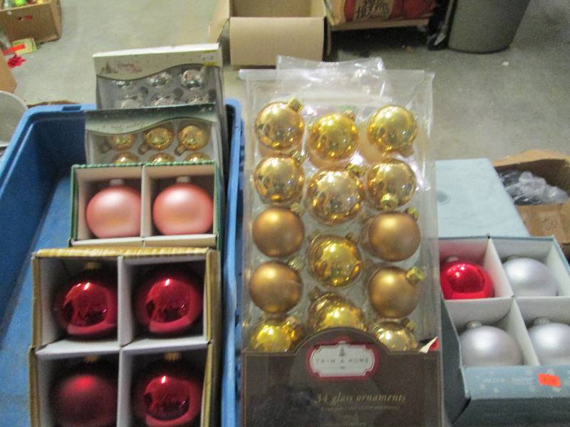 Ornaments glassplastic...