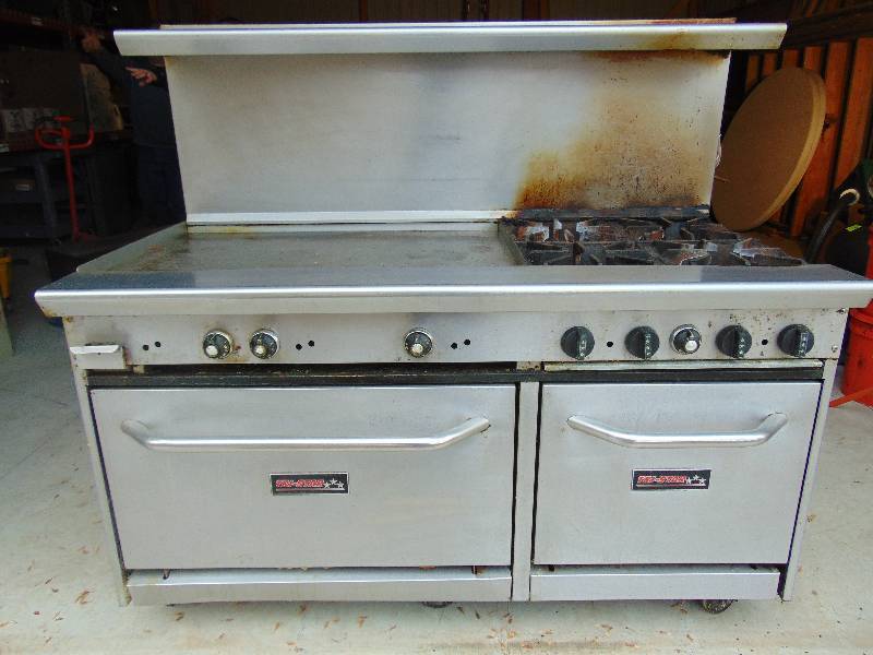 lot 2 image: Tri-star Restaurant T Series Range, gas