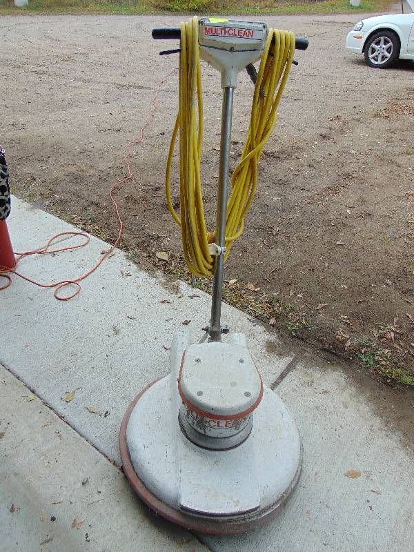 lot 11 image: Multi-Clean Floor Finishing Machine