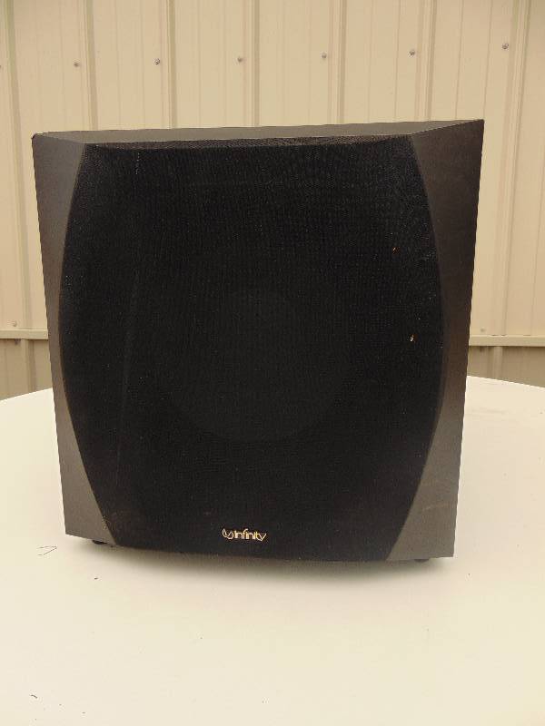 lot 21 image: Infinity Sub Woofer 8