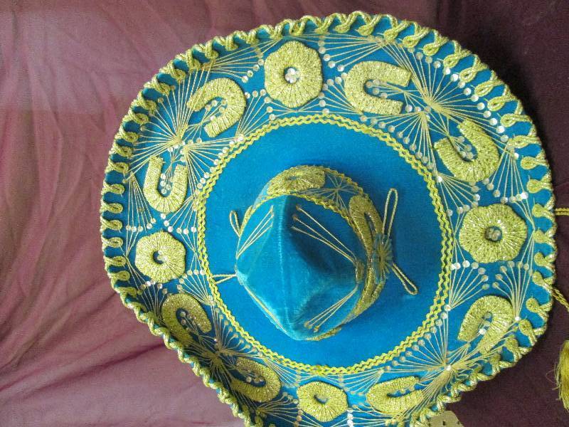 Large Teal Sambrarro...